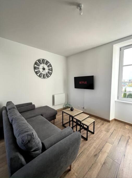 Le Duplex Tout Confort Бресюир Экстерьер фото